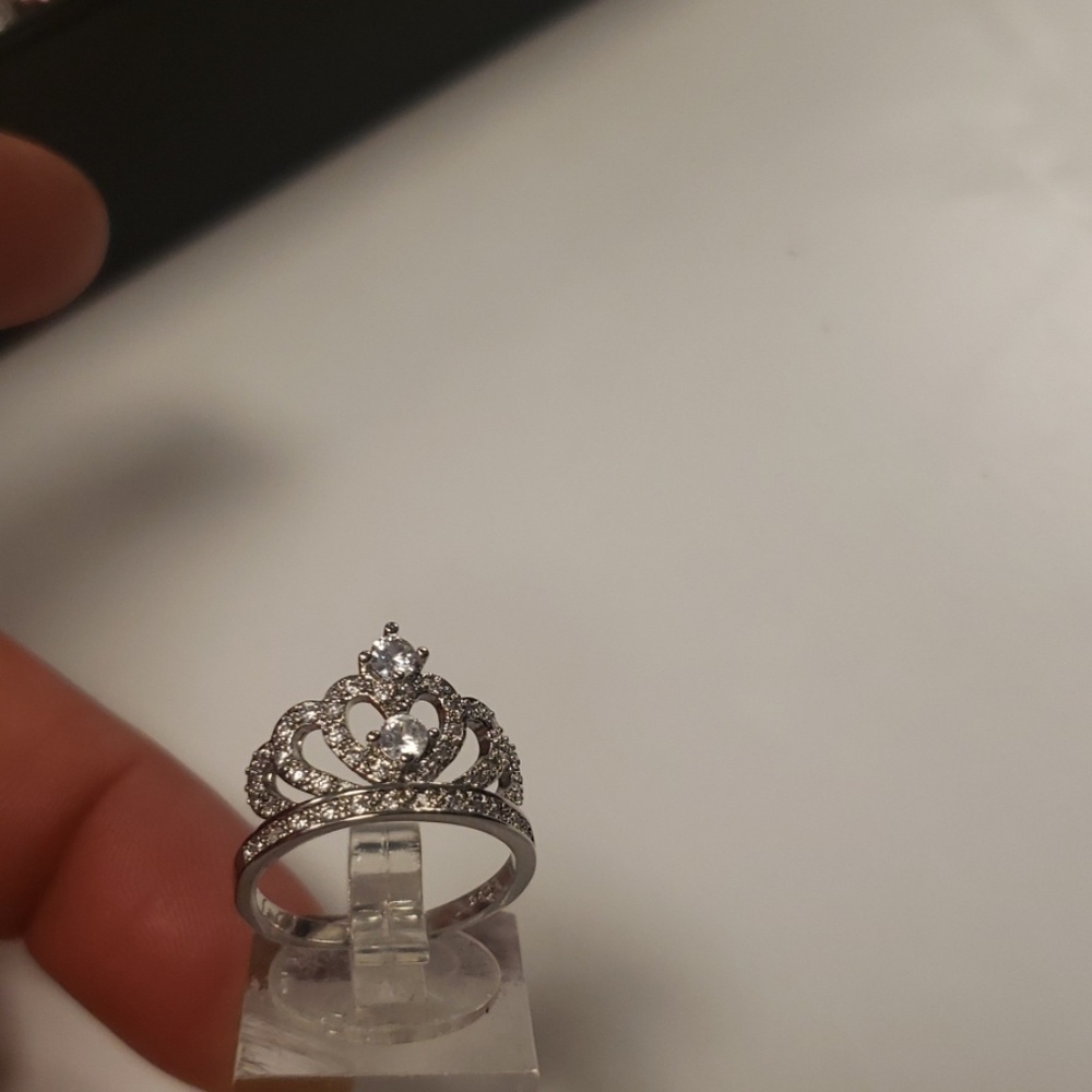 Silver crown ring - Picture 4 of 4